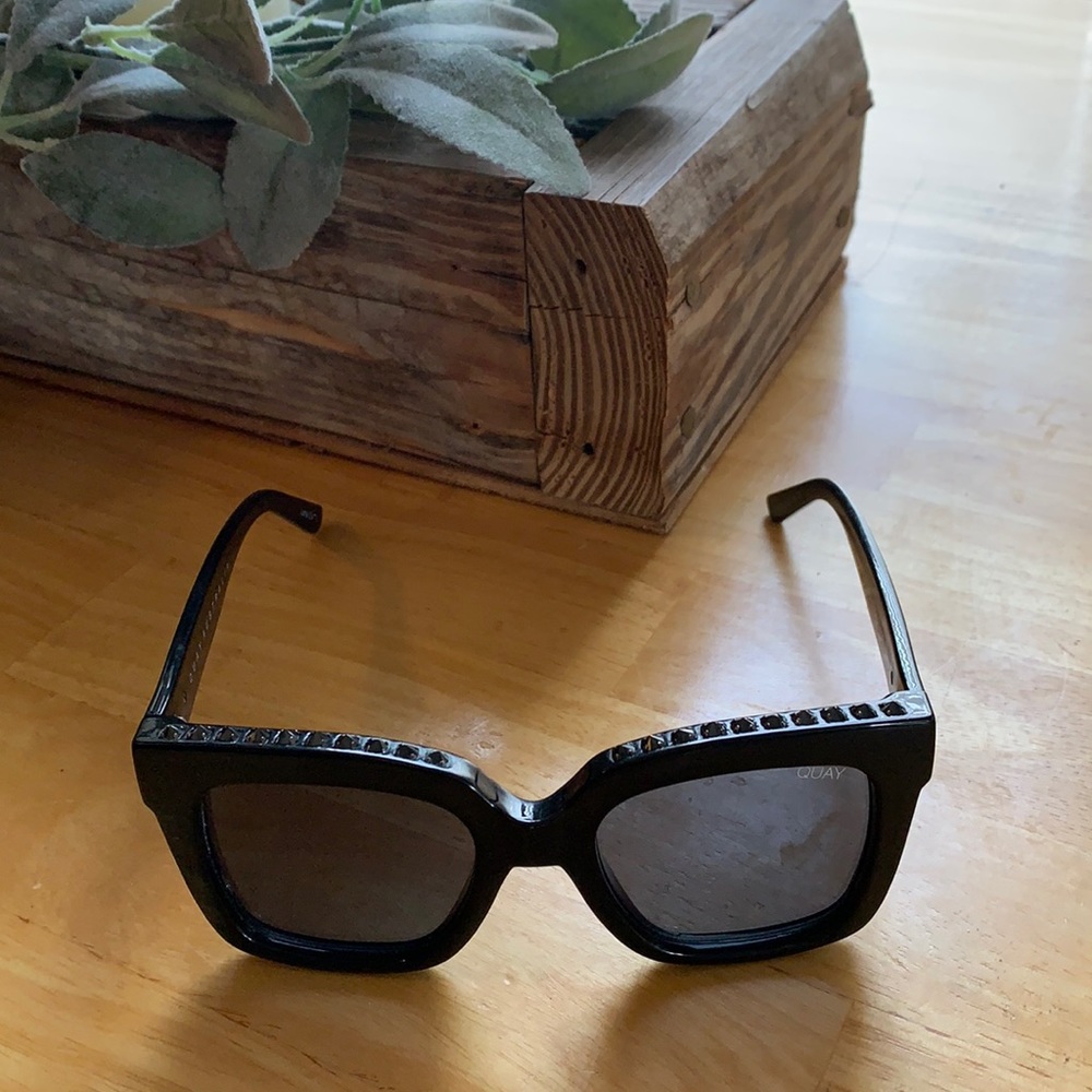 Quay sunglasses